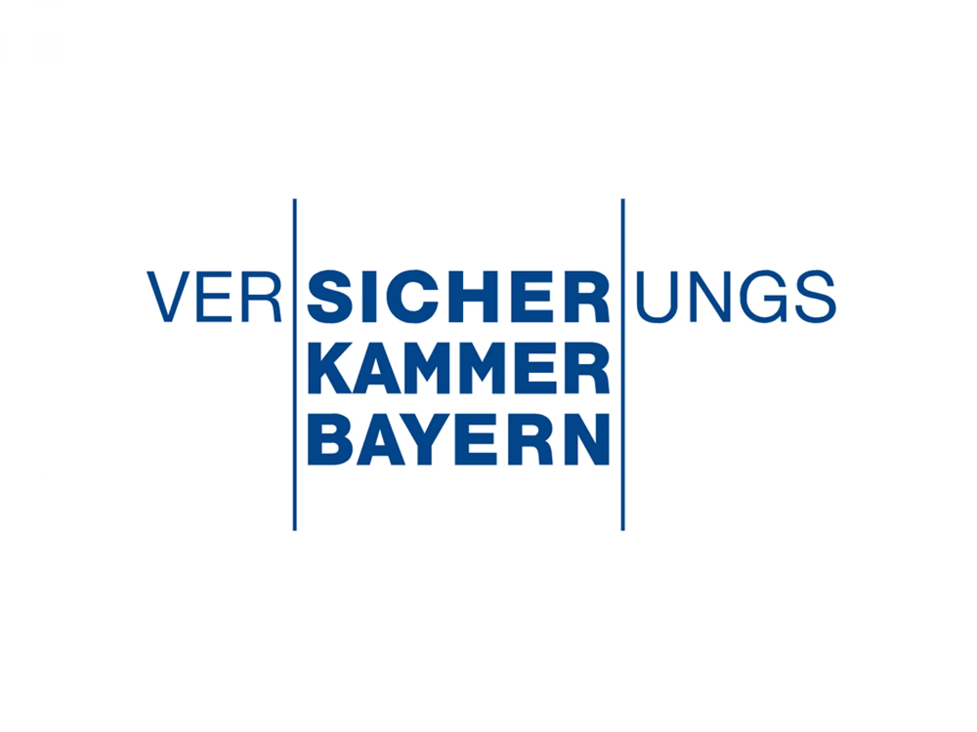 Logo of Versicherungskammer Bayern with blue inscription on a white background.